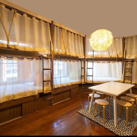 100 Years Building Bangkok Old Town By Seen Hostel Εξωτερικό φωτογραφία