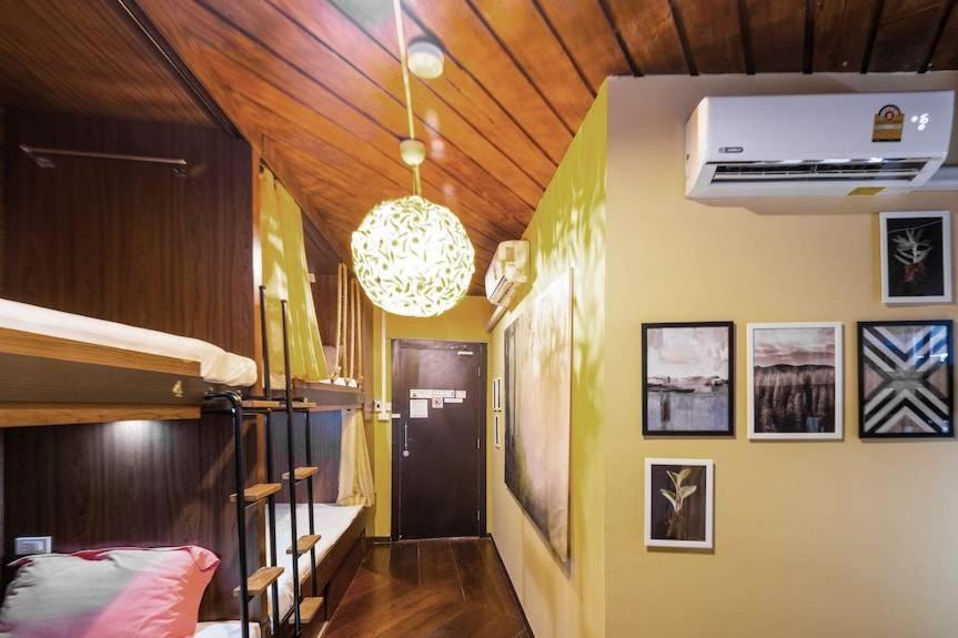 100 Years Building Bangkok Old Town By Seen Hostel Εξωτερικό φωτογραφία