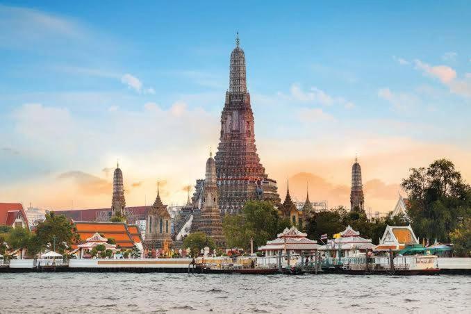 100 Years Building Bangkok Old Town By Seen Hostel Εξωτερικό φωτογραφία