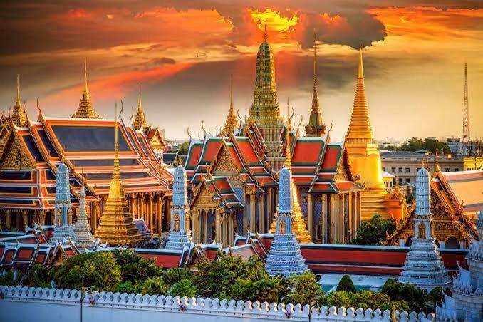 100 Years Building Bangkok Old Town By Seen Hostel Εξωτερικό φωτογραφία